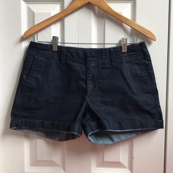 Mid length shorts - Picture 1 of 5